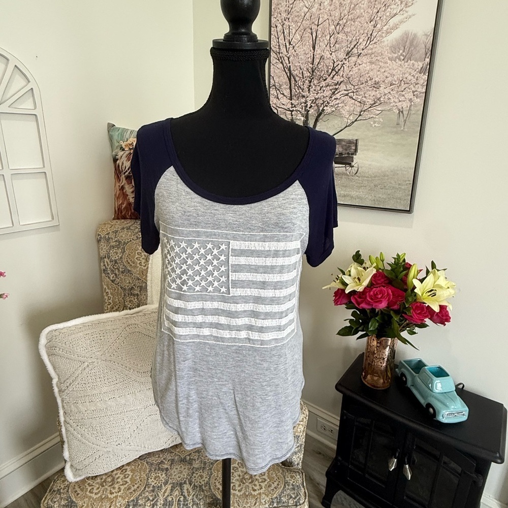 Free Kisses Gray and Blue Tank Top